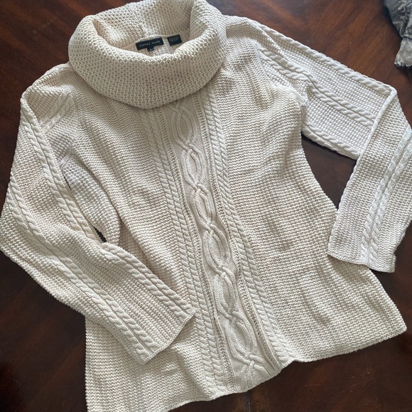 JEANNE PIERRE Sweaters - JEANNE PIERRE Cream Cowl Neck Sweater